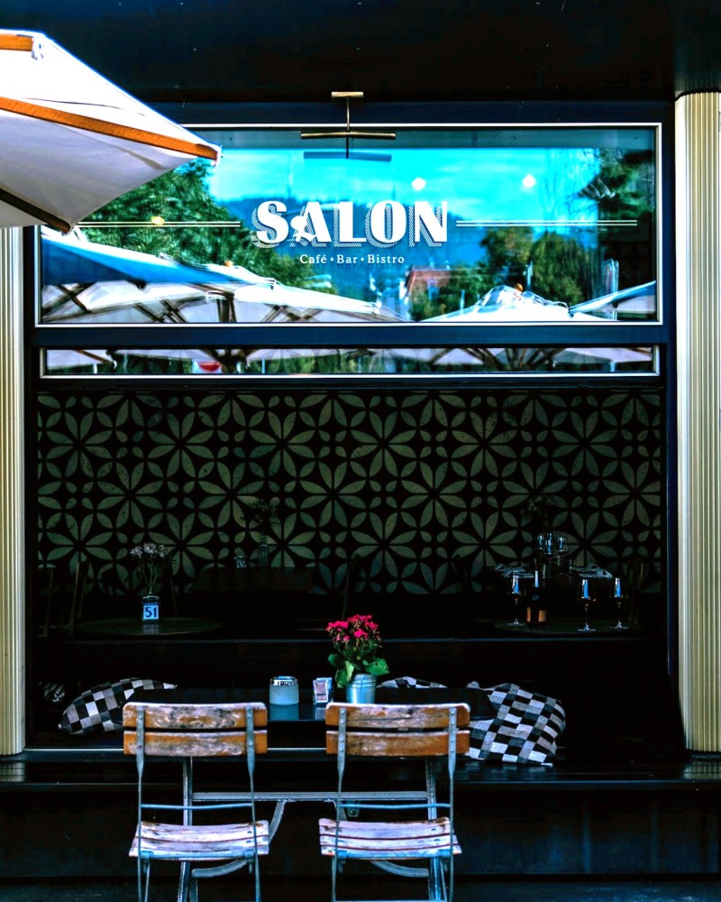 TOP Cafes & Croissants