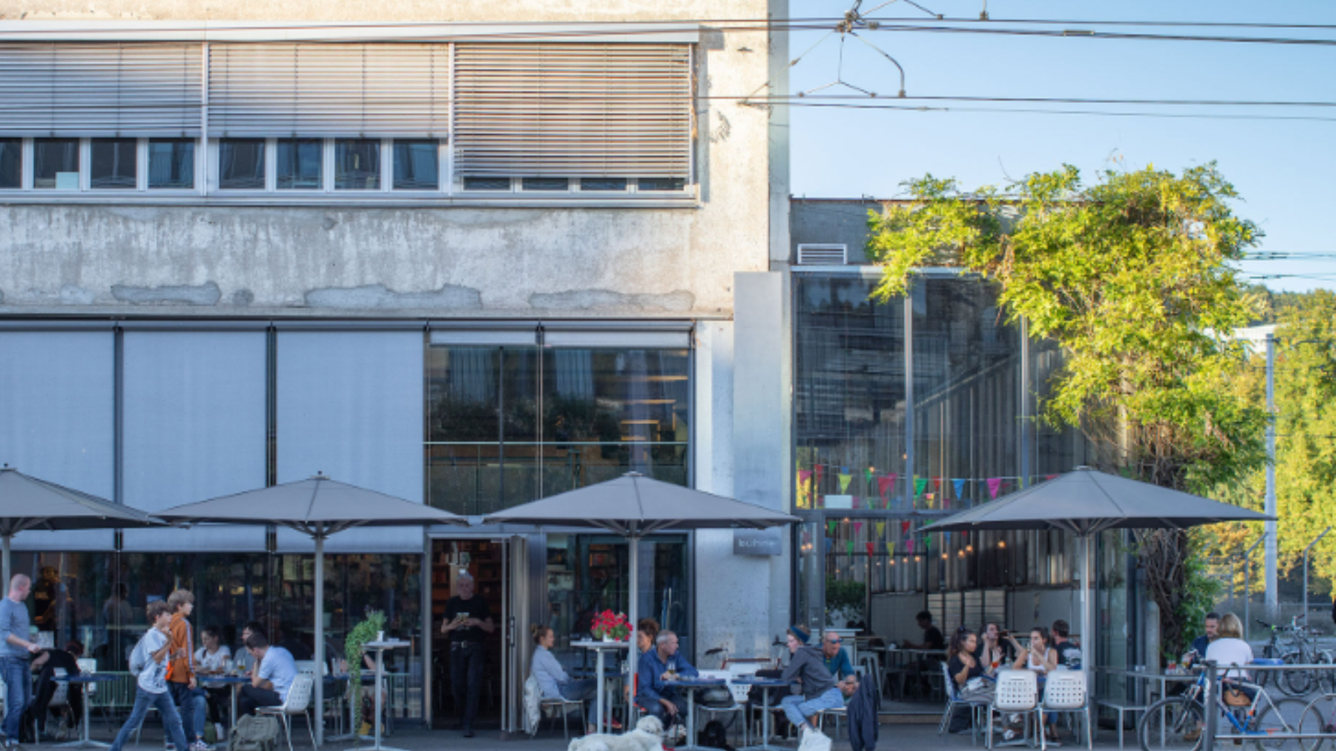 Spheres Cafe Zürich